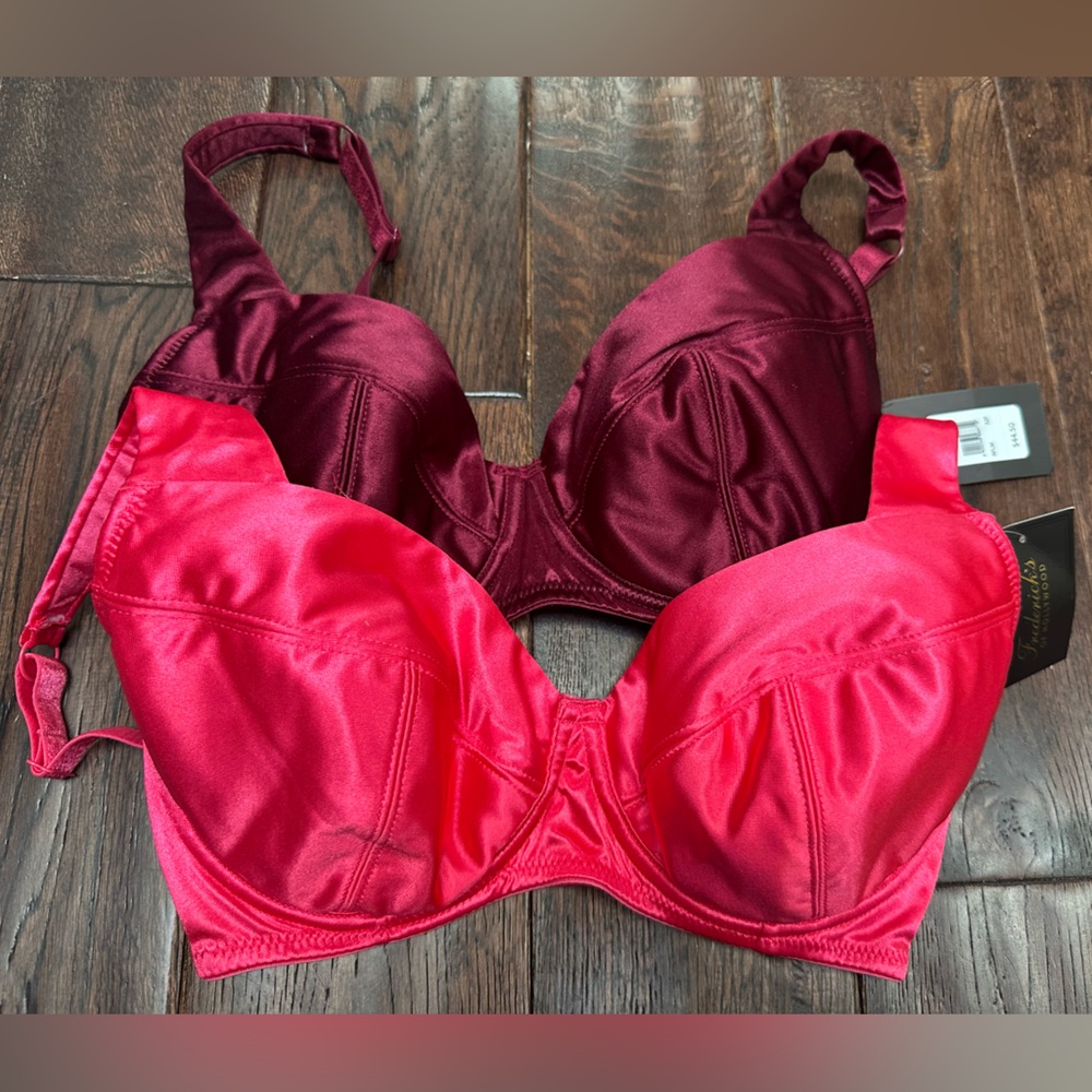Frederick's of Hollywood Lot of 2 Underwire Bra Intimates
